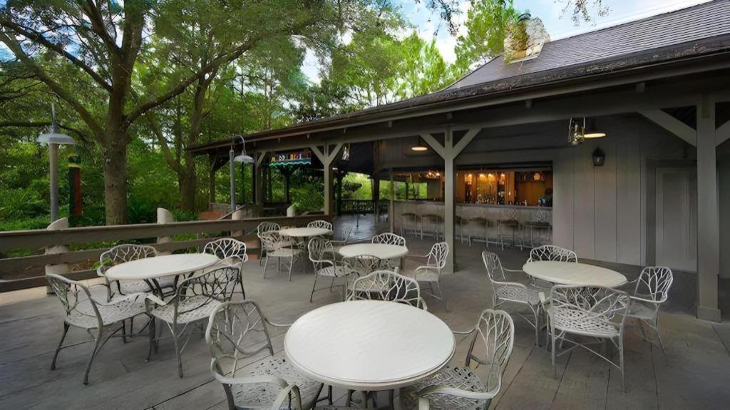 Disney'S Port Orleans Resort - Riverside Lake Buena Vista Exterior photo